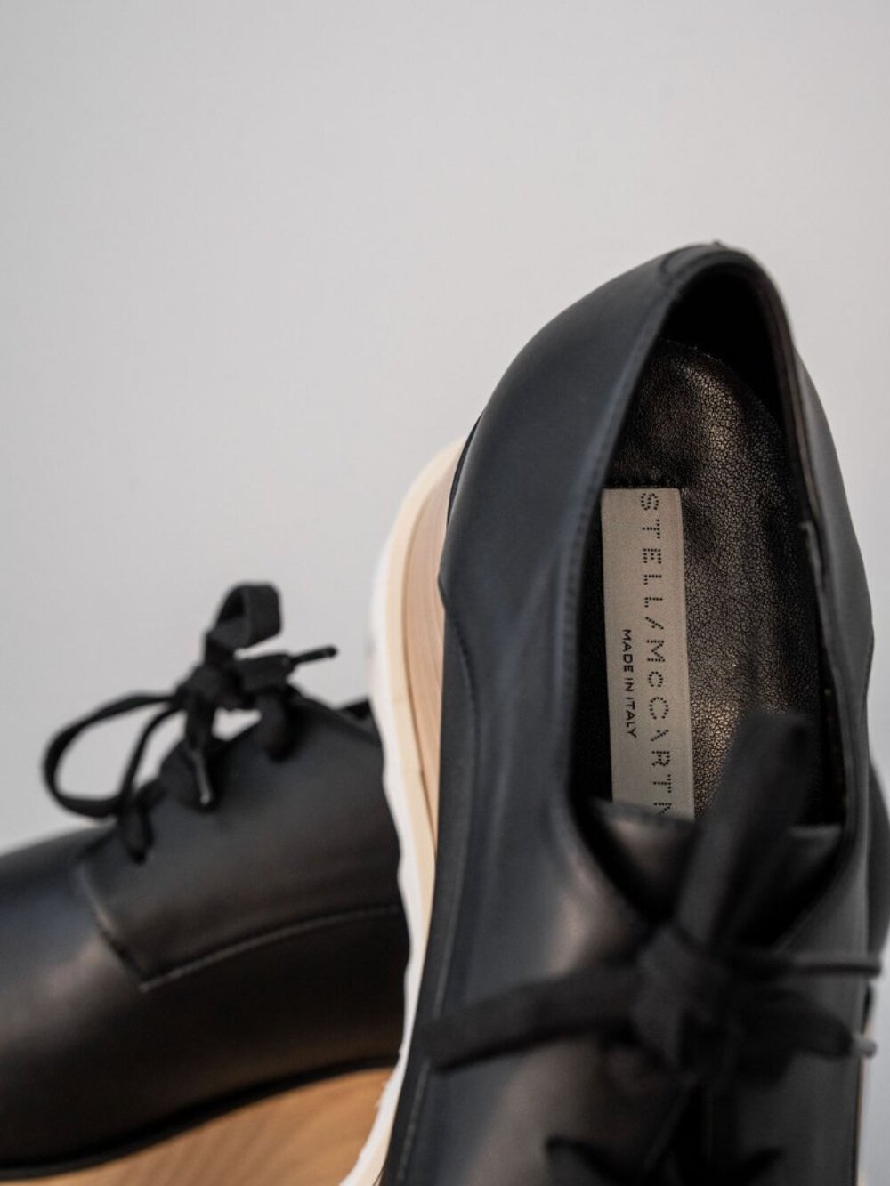 NWT STELLA MCCARTNEY ELYSE BLACK FAUX LEATHER WOODEN PLATFORM SNEAKERS - Picture 4 of 5
